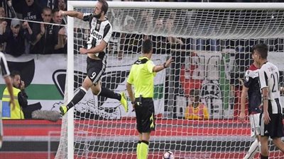 يوفنتوس يتعادل سلبيا أمام إمبولى بالشوط الأول