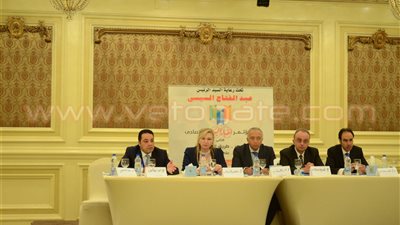 بالصور.. «القاهرة»: 2011 الأصعب على البنوك