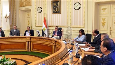 مدبولي يبحث مع رئيس اتحاد جمعيات المستثمرين مشكلات القطاع