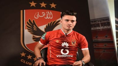 تدريبات تأهيلية لثلاثي الأهلي في المران المسائي