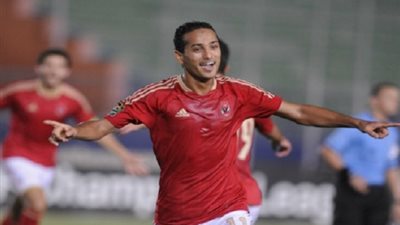 وليد سليمان يعلن جاهزيته لرحلة غينيا مع الأهلي