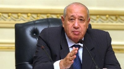 حبس مدير مكتب وزير التموين لاتهامه بتلقى رشاوى