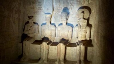 ننشر برنامج «قصور الثقافة» للاحتفال بتعامد الشمس على وجه تمثال رمسيس