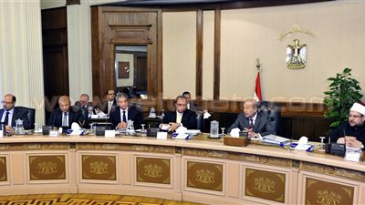 شريف إسماعيل يصدر قرارا بإخلاء المنطقة المحددة لمدينة رفح الجديدة