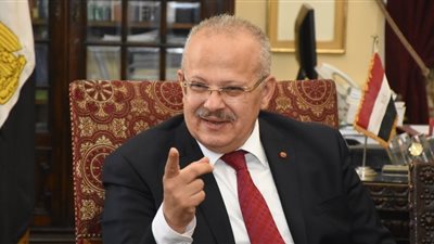 جامعة القاهرة ترفع شعار «التحديث والتطوير».. الخشت يعلن: 112 لائحة وبرنامج دراسيا جديدا العام المقبل.. يؤكد: مناهج كلية الطب جاهزة للنظام الجديد.. وطورنا 31 معملا ولدينا 48 اتفاقية دولية