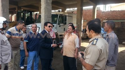 محافظ الشرقية يفاجئ الحملة الميكانيكية بحي ثان الزقازيق