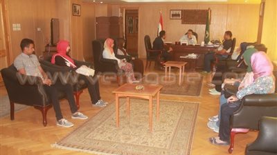 محافظ الفيوم يستقبل وفدا من فريق «التعلم من المستقبل»