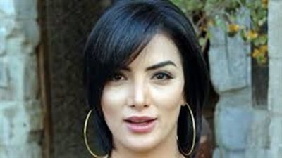 جلسة تجمع بين حورية فرغلي وجابي خوري لحل أزمة «حرام الجسد»