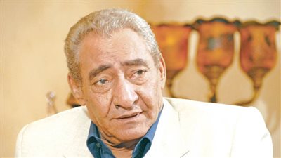 محمد حمام يرثي عبد الناصر بقصيدة عبد الرحمن الأبنودي