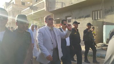 الحزن يخيم على محافظ الإسماعيلية ومدير الأمن في جنازة شهداء العريش