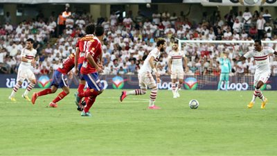 بالفيديو والصور.. تعادل إيجابي بين الأهلي والزمالك في الشوط الأول