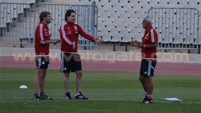 بالصور.. المنتخب الوطني يؤدي مرانا حماسيا استعدادا لـ«الكونغو»