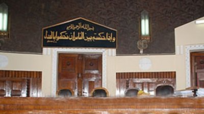 خبير قانونى يوضح حكم الحبس مع الشغل