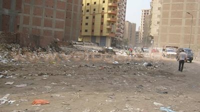 حملة مكبرة لرفع مخلفات البناء من شوارع «الهرم وفيصل»