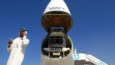 العالم يحتفل بمرور 100 عام على انطلاق أول رحلة طيران تجاري