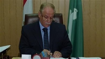 محافظ الشرقية السابق ينفي انتماءه لـ