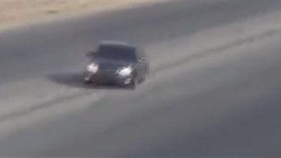 بالفيديو.. تصادم بين تويوتا كامري وشاحنة في حوادث تفحيط السعودية