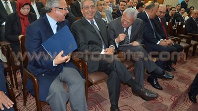 بالصور.. حلمي: قطاع الاتصالات يساهم بـ7.3% في الناتج القومي بحلول 2020