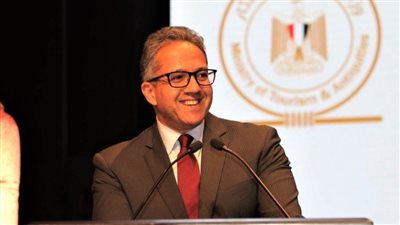 وزير السياحة: ترقية ٢٠ ألف موظف وتثبيت ٢٨٠٠ من المتعاقدين بالآثار