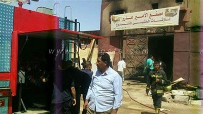 حريق هائل يلتهم مصنع أثاث بدمياط