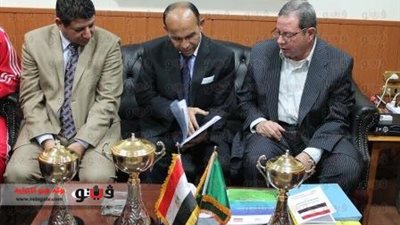 بالصور.. محافظ الفيوم يكرم فريق الفرسان لألعاب القوى