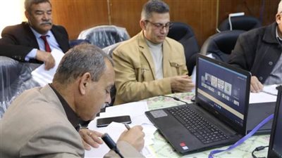 ١٠٠% نسبة دخول طلاب الصف الثانى الثانوى لمنصة الفرنساوى بالوادى الجديد