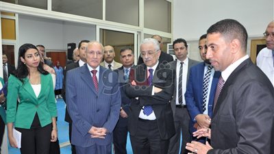 بالصور.. وزيرا الإنتاج الحربي والتعليم يبحثان التدريب الفني والمهني للشباب