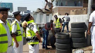 بالصور.. حملات مرورية للكشف عن المخدرات لقائدي سيارات المدارس