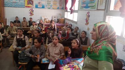 مدرسة بالدقهلية بلا حمامات.. والمدرسون يشكون كثافة الفصول