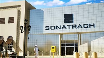 إعادة هيكلة شركة «سوناطراك الجزائرية» لمواجهة أزمة هبوط النفط