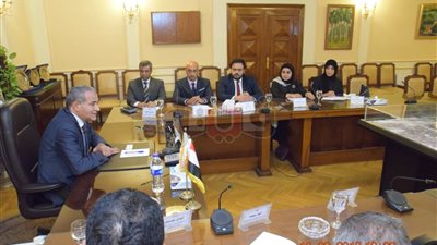 وزير التموين يجتمع بوفد كويتي لمناقشة منظومة الدعم