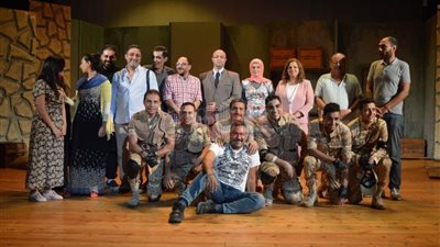 نائب محافظ بورسعيد يشهد العرض المسرحي «أمر تكليف» (صور)