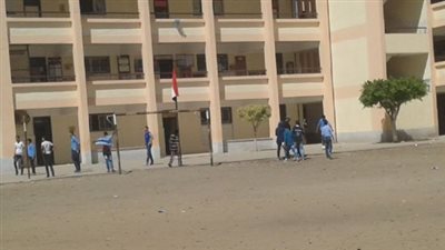 أهالي فارسكور: 8 حفلات زفاف بها راقصات أُقيمت بمدارس «مناع خليل»