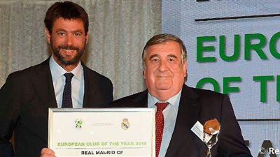 ريـال مدريد يحتفل بجائزة أفضل نادي أوروبي