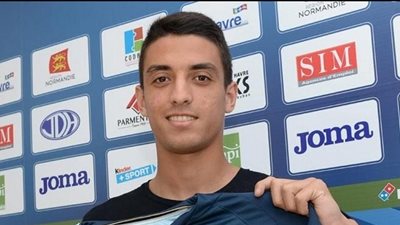 عودة طاهر محمد لقائمة المقاولون أمام سموحة