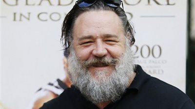 «راسل كرو» يثور بسبب انتهاء الأرز في موقع تصوير فيلمه الجديد