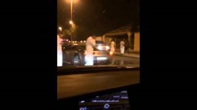 بالفيديو.. تحطم «فيراري 458» إيطاليا أمام قصر أمير سعودي‎