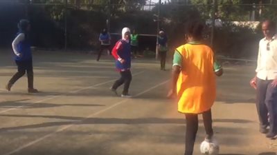 سفارة بريطانيا تنظم مسابقة كروية للاجئات الأفارقة في مصر