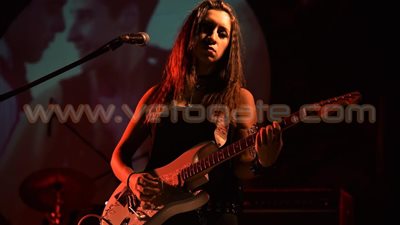 بالصور.. «أندروميدا» تتألق على أنغام الروك في ساقية الصاوي