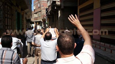 الإرهابية تنظم مسيرة وسلسلة بشرية بدمياط