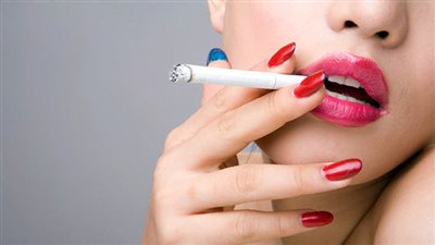 عقار جديد يساعد السيدات في التخلص من التدخين ويثبت تفوقهن على الرجال