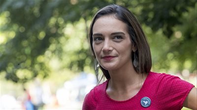 مرشحة أمريكية تتهم مستشار نتنياهو بالاعتداء الجنسي عليها