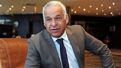 سموحة يكشف حقيقة انتقال حسام حسن إلى الأهلي