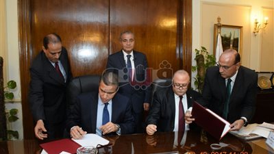 التموين توقع بروتوكول تعاون مع يونيليفر لتطوير المجمعات الاستهلاكية