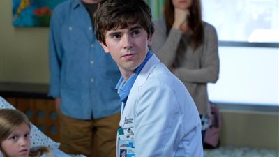 شبكة «ABC» تطلب موسما كاملا من مسلسل «The Good Doctor»