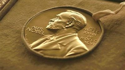 203 علماء حصلوا على جائزة نوبل في الفيزياء