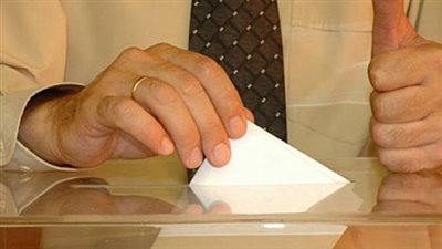 انتخابات البرلمان تهدي الدرجة الكاملة لخارطة الطريق.. طوابير المصريين في الخارج للتصويت تبشر بنتائج جيدة.. قنصليتنا في الكويت تستقبل المئات.. 2500 ناخب بنيوزيلندا.. ومصريون بآسيا يدلون بأصواتهم