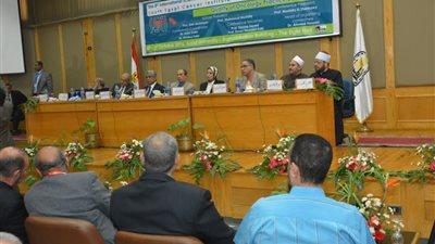 رئيس جامعة أسيوط: بناء معهد جنوب مصر للأورام على مستوى عالمي