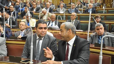 النصاب القانوني يؤجل التصويت النهائي على قانون الخدمة المدنية