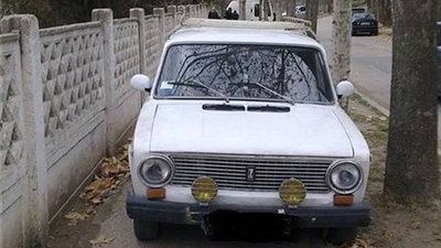 بالصور.. أغرب طرق ركن السيارات تثير سخرية مواقع التواصل